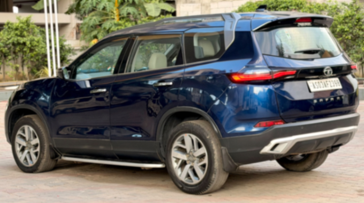 Tata Safari - Thumbnail 10