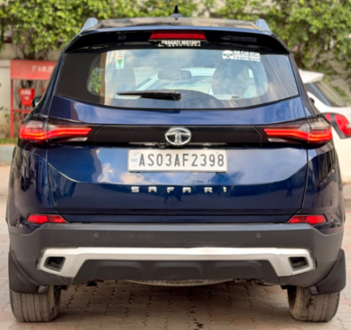 Tata Safari - Thumbnail 11