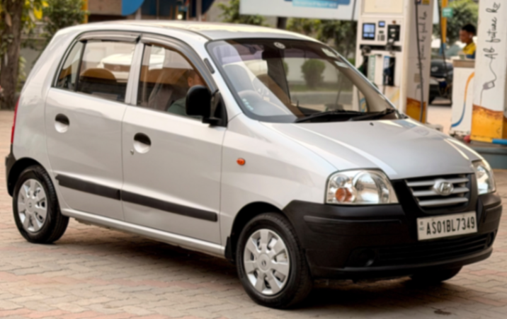 Hyundai Santro - Thumbnail 3