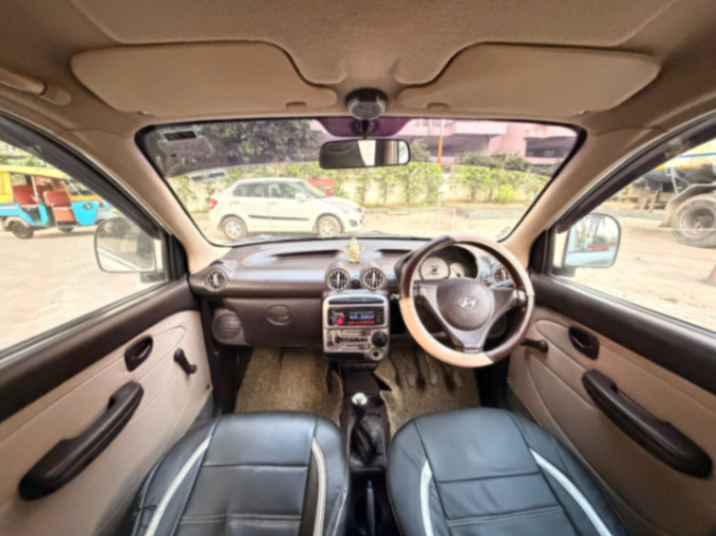 Hyundai Santro - Thumbnail 5