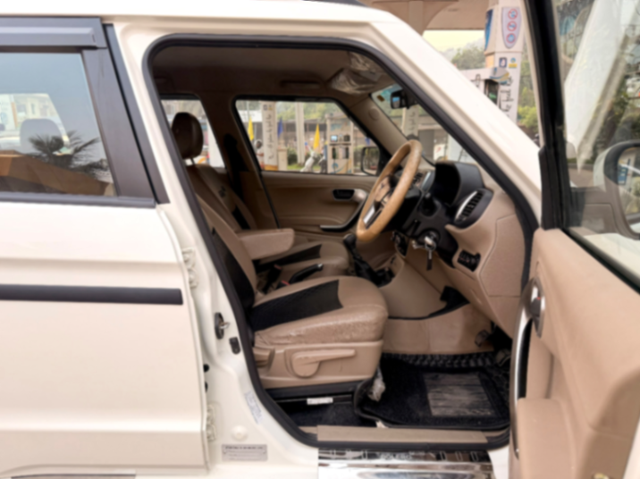 Mahindra Bolero Neo - Thumbnail 10