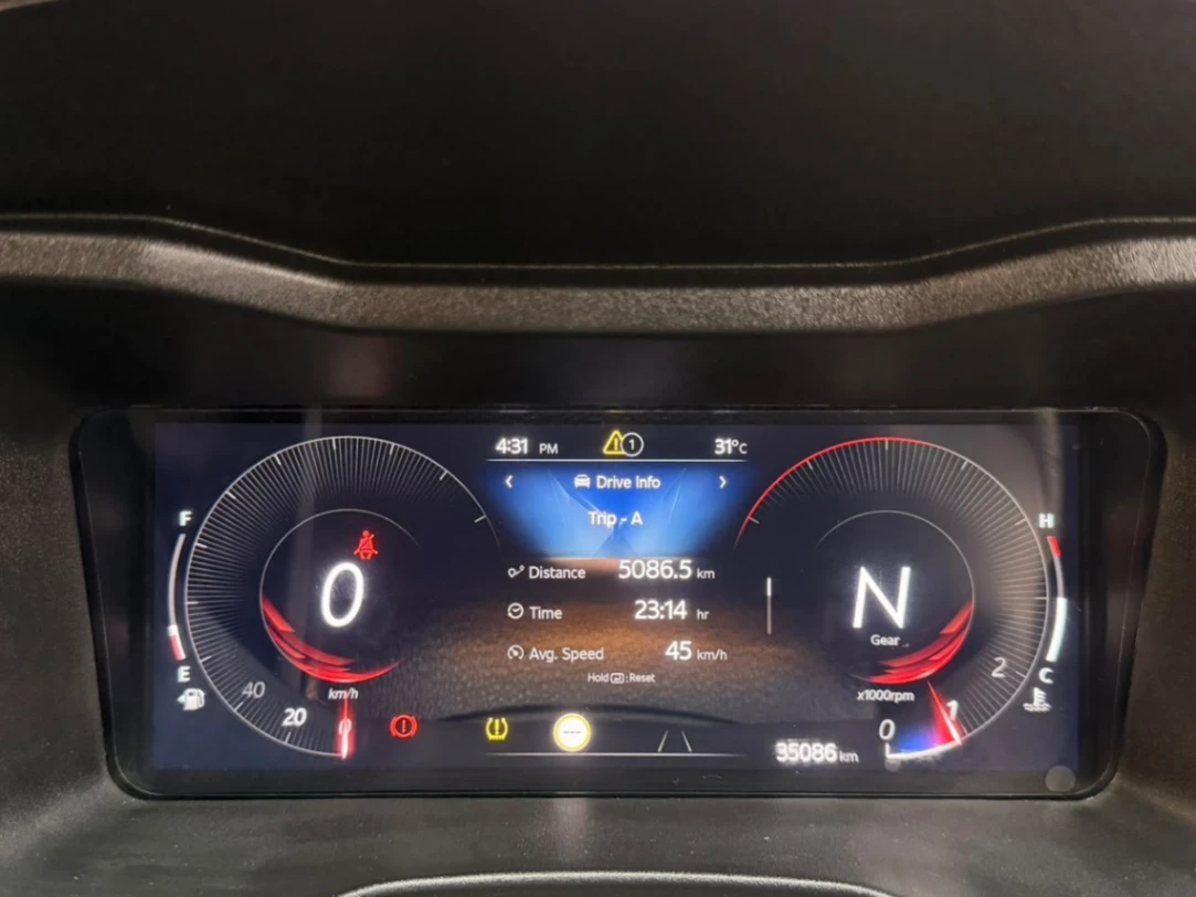 Mahindra Xuv 3XO - Thumbnail 8