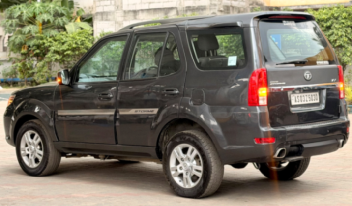 Tata Safari - Thumbnail 11