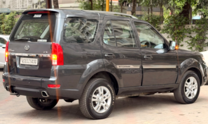 Tata Safari - Thumbnail 12