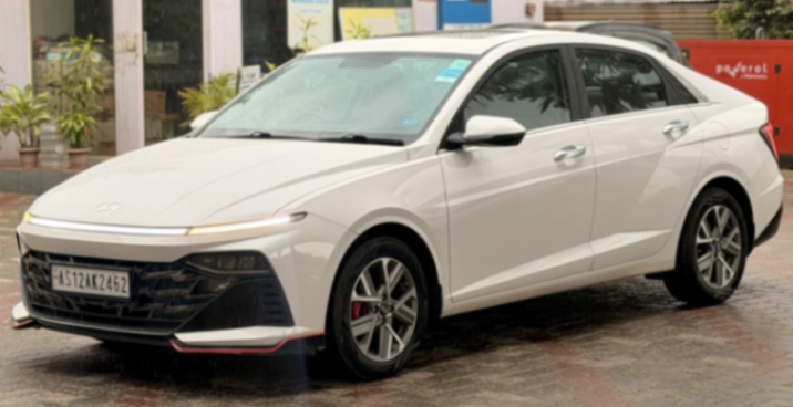 Hyundai Verna - Thumbnail 2