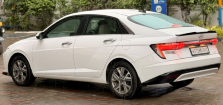 Hyundai Verna - Thumbnail 11