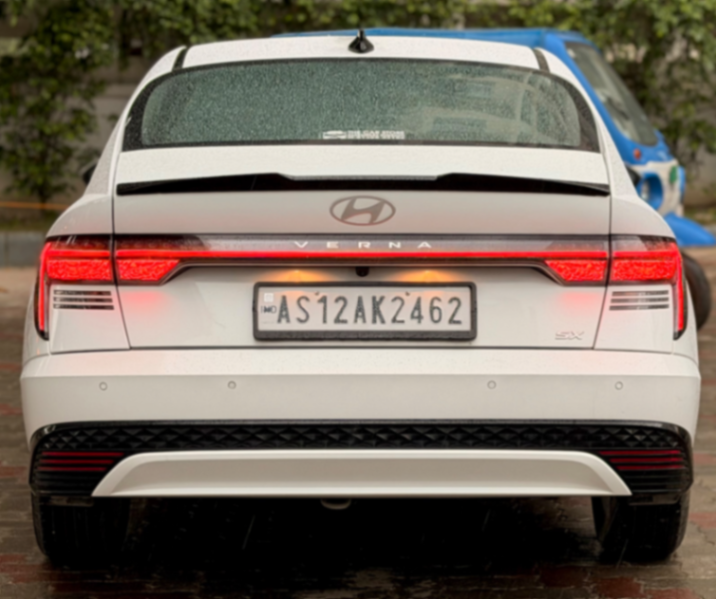 Hyundai Verna - Thumbnail 12