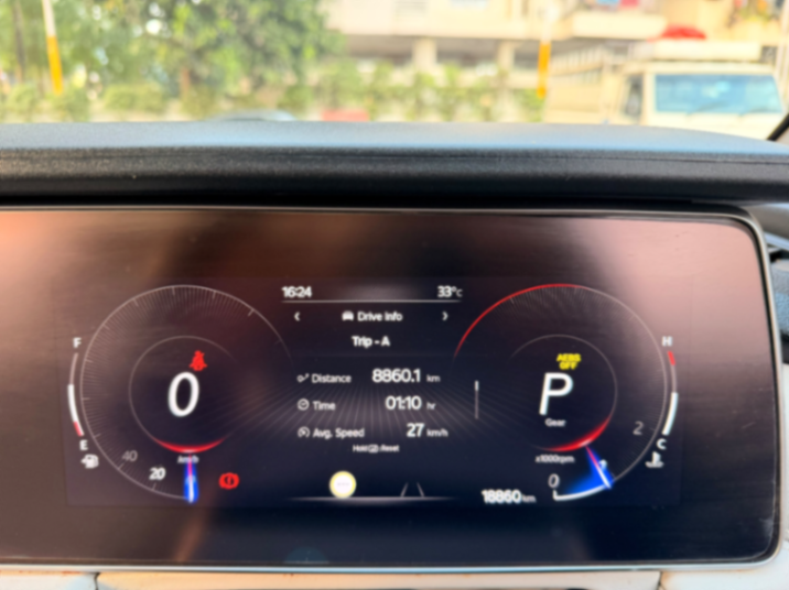 Mahindra Xuv 700 - Thumbnail 7