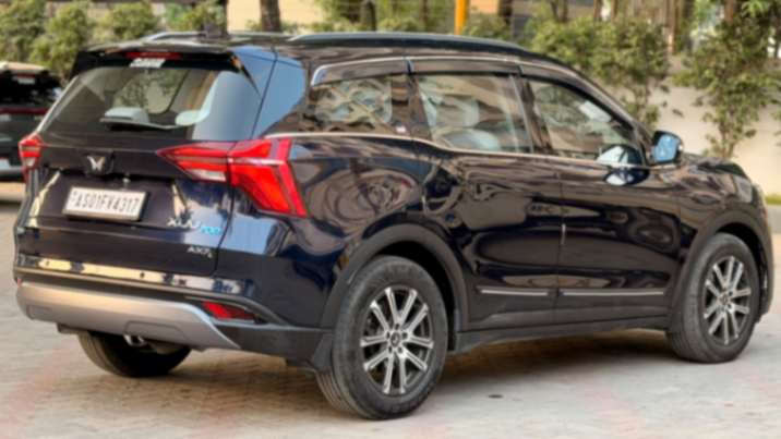 Mahindra Xuv 700 - Thumbnail 10