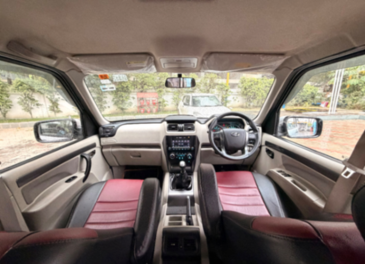 Mahindra Scorpio - Thumbnail 5