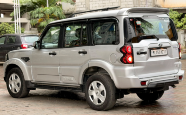 Mahindra Scorpio - Thumbnail 10