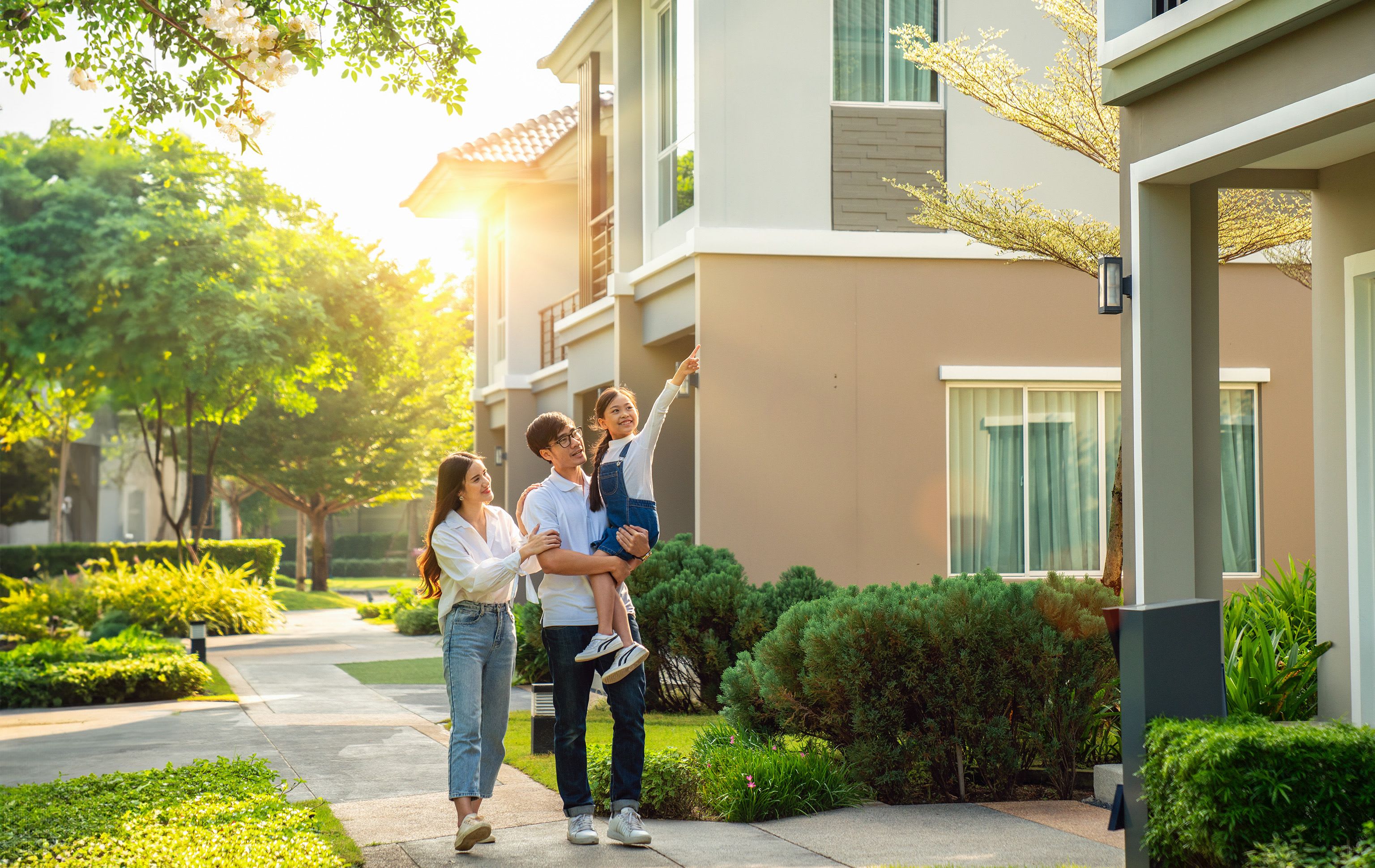 Family-Friendly Houses with Gardens