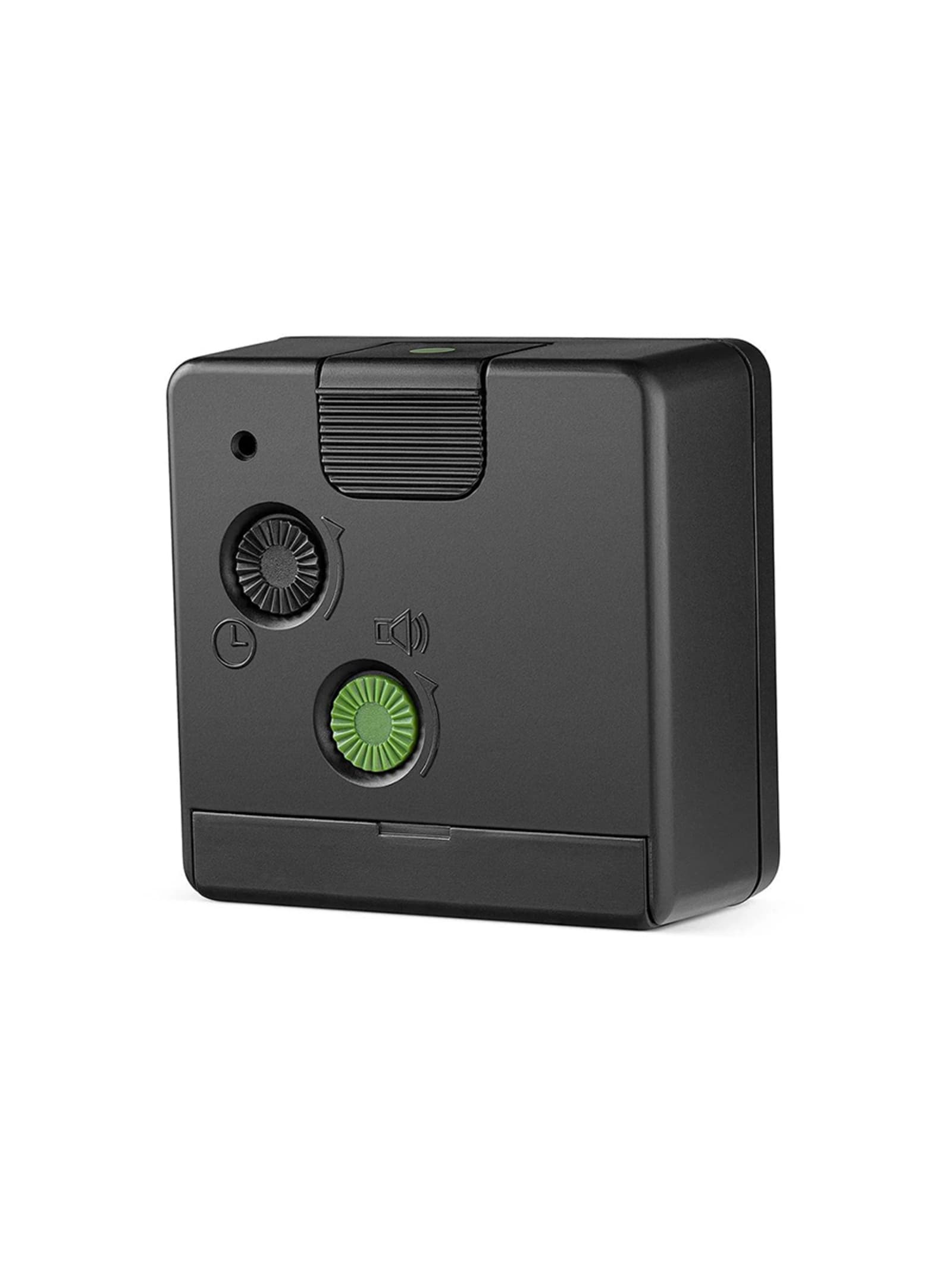 BC02X classic analogue travel alarm clock
