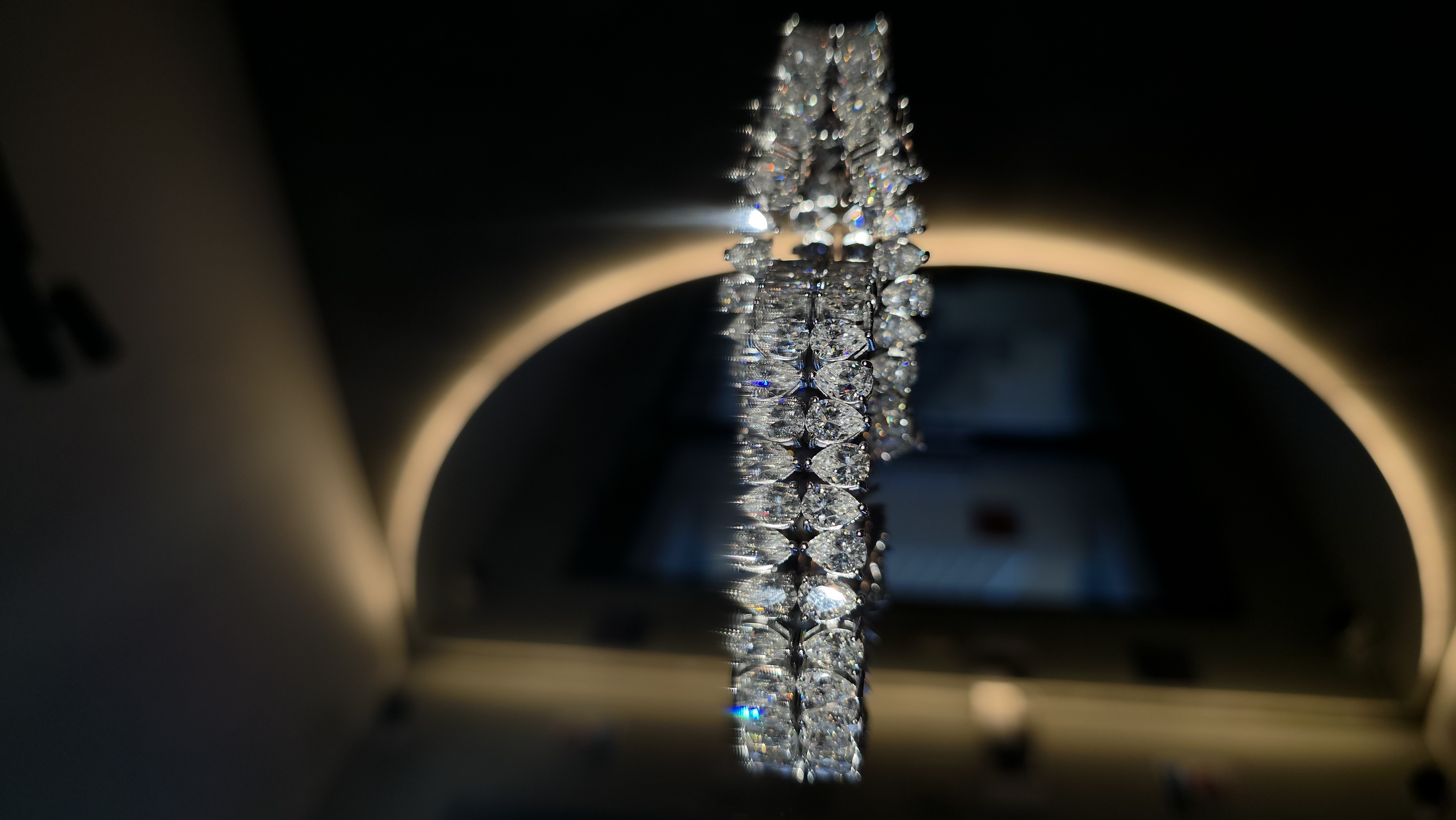 BRAZALETE ESTILO GOTAS MOISSANITE EN PLATA DE LEY