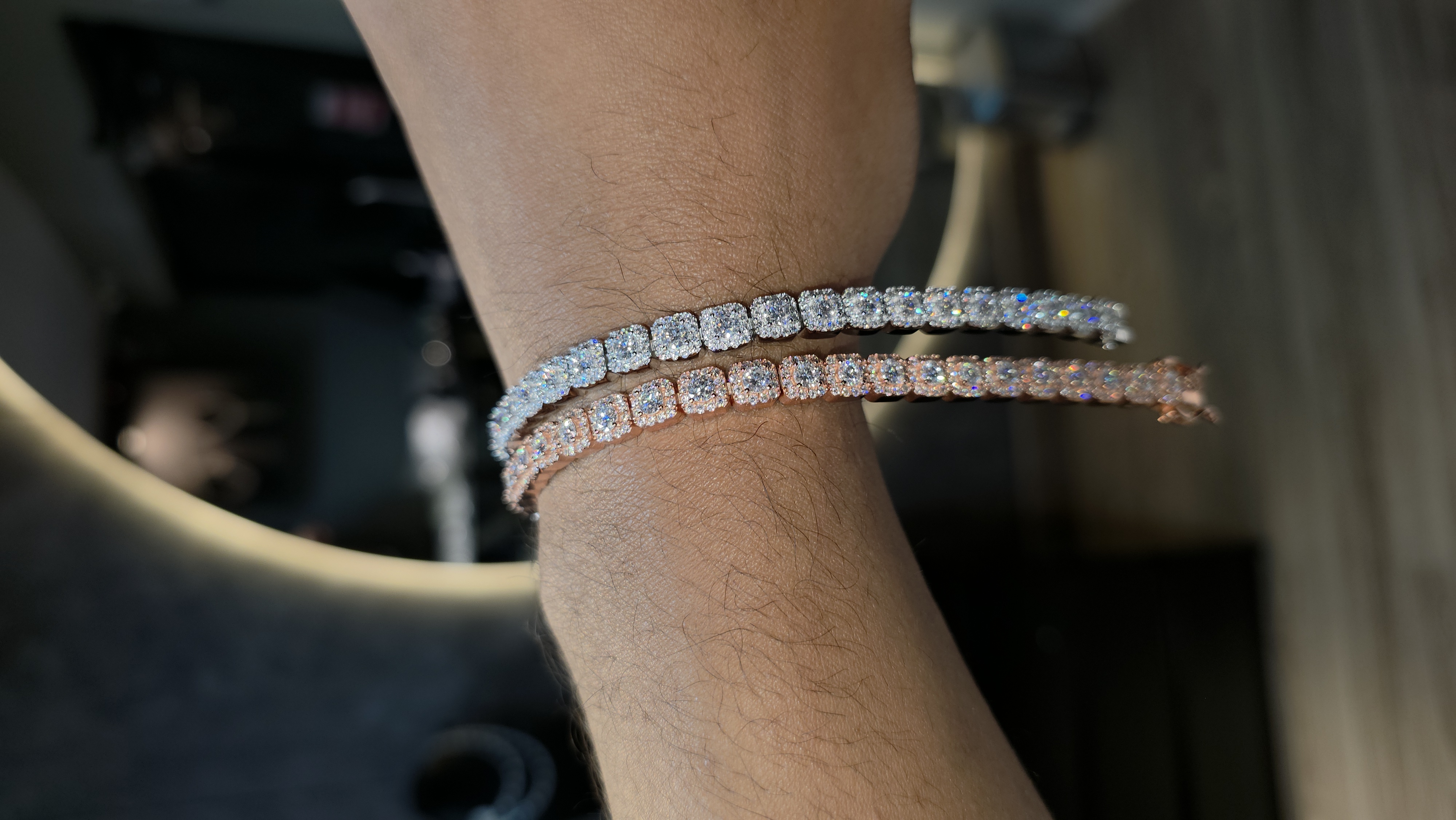 Brazalete cluster tennis 10MM con moissanite en plata de ley 925