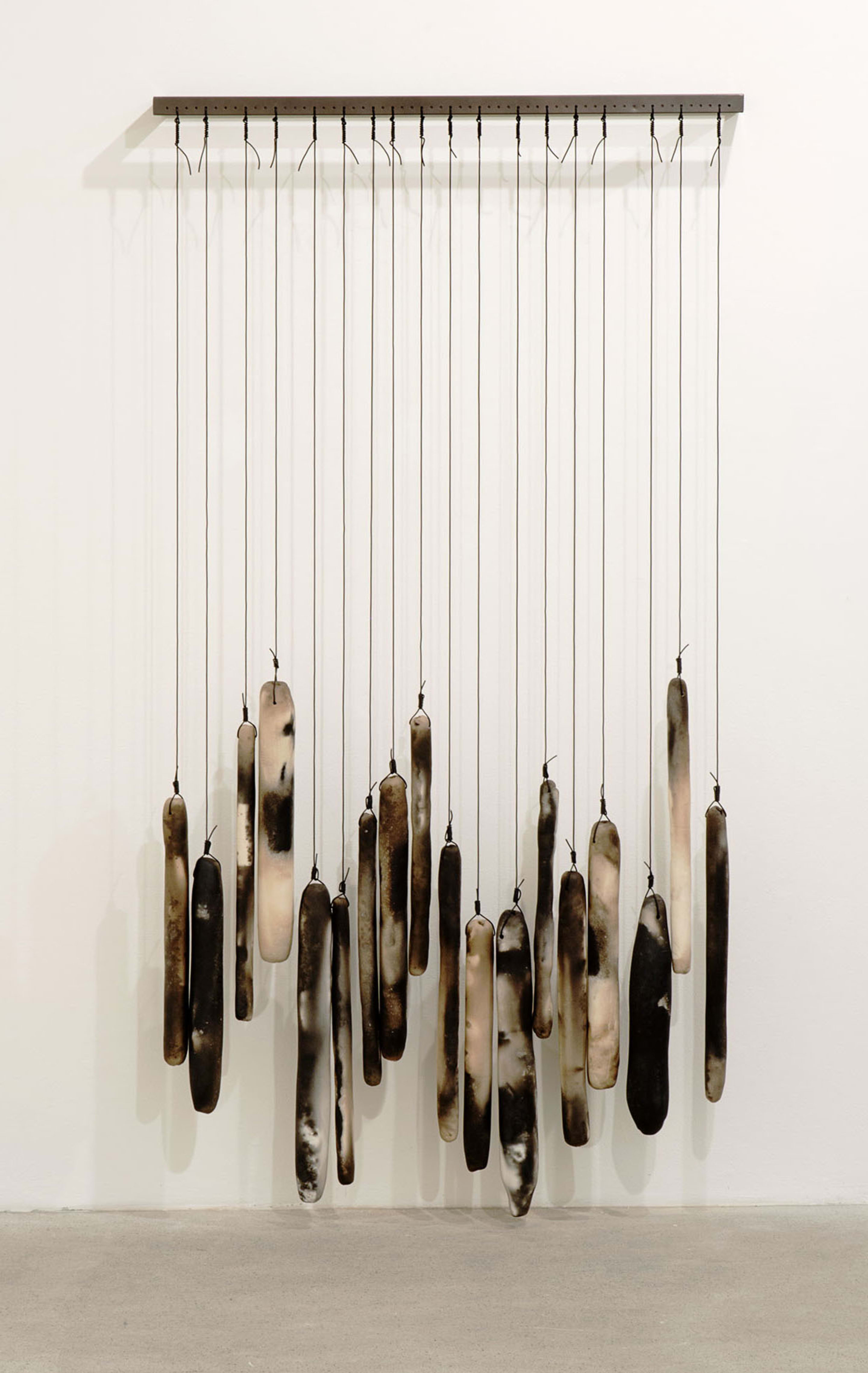Anna Maria Maiolino, Na Horizontal (On the Horizontal), 2014