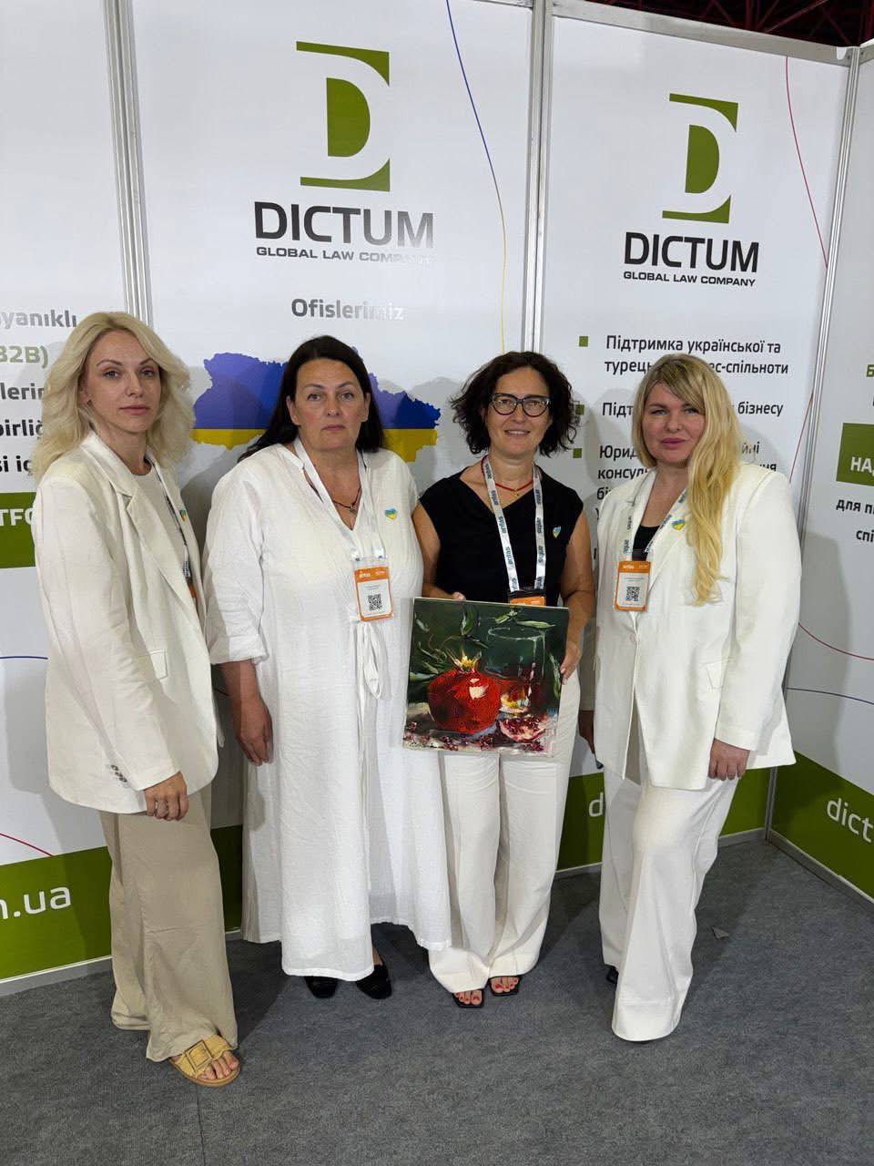 ANFAŞ Fresh — команда Dictum з картиною