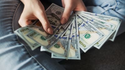 What is the Cost of Living in Vietnam article thumbnail
