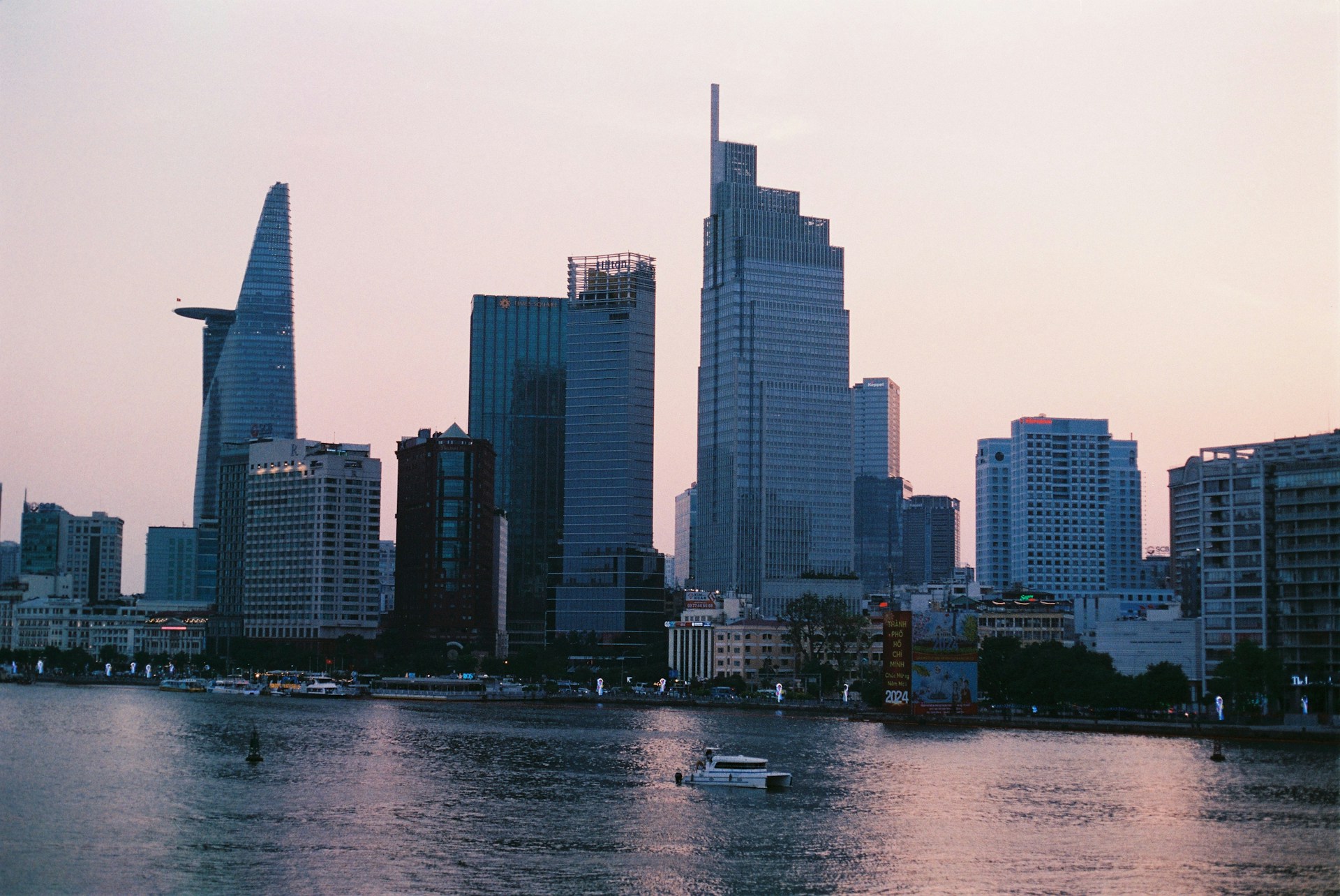 Ho Chi Minh City - Vietnam's largest tech hub and home to the majority of the country's software developers. Photo via Unsplash.