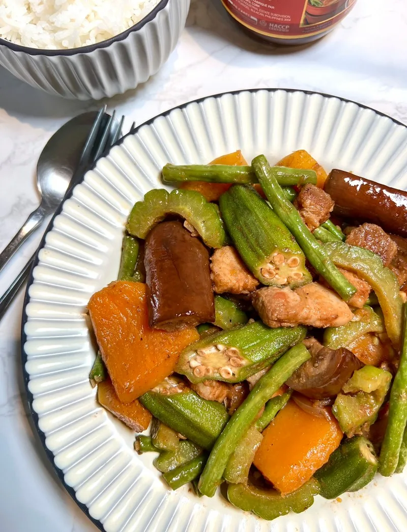 what-is-pinakbet-one-of-the-must-try-foods-in-philippines-foodmap