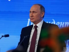 Орбан поздравил Путина с переизбранием на пост Президента России