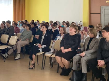 Специалисты из Татарстана и других регионов РФ обсудили вопросы работы клинико-бактериологической лаборатории