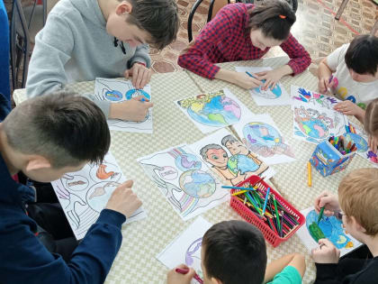 Конкурс рисунков "Мы вместе" в рамках Всемирного дня распространения информации о проблеме аутизма.