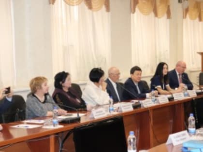 Делегация Казахстана в АН РТ