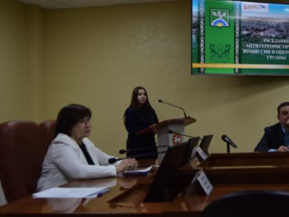 Новогодние и рождественские праздники должны пройти красиво и спокойно