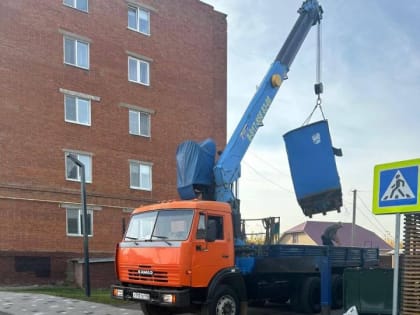 Демонтаж контейнеров для раздельного сбора мусора в Менделеевске