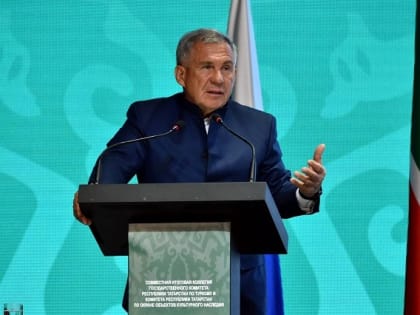 Минниханов поручил проработать вопросы развития промышленного и экотуризма в Татарстане