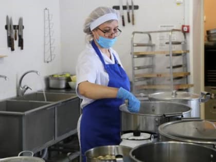 С начала учебного года в школах Казани забраковали 394 тонны продовольствия