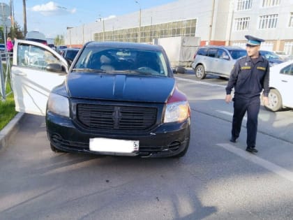 Приставы арестовали Dodge Caliber казанской автоледи из-за 110 неоплаченных штрафов