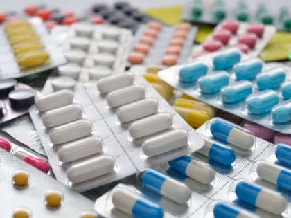 В Минздраве назвали категории граждан, имеющих право на бесплатные лекарства в 2023 году