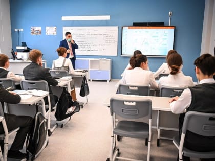 Для школ Татарстана приобретут флаги и гербы на ₽11,4 млн