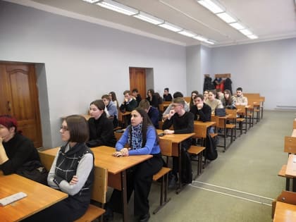 Студенты ТК КАИ встретились с представителем ОЭЗ «Алабуга»