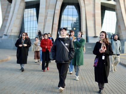 На этой неделе в Казани прошла премьера спектакля-променада Казанского ТЮЗа