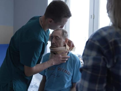 Врачи РКБ вернули 71-летнему учителю физкультуры способность двигаться без болей