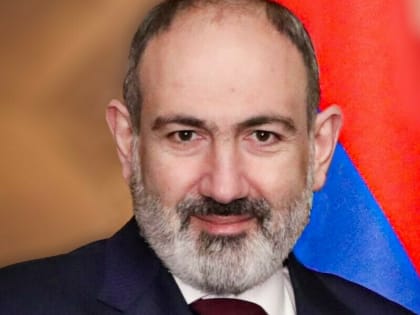 Пашинян заявил, что не видит преимуществ от военной базы РФ в Армении