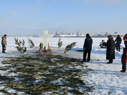 На озере Комсомольском в Дербышках подготовят купель для моржевания