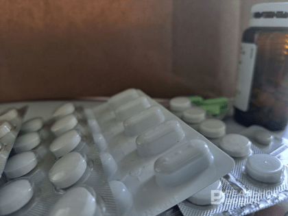 Госзакупки импортных лекарств сократились на 6,6% в 2023 году