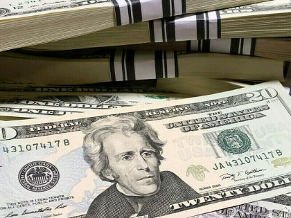 Силуанов оценил риски для курса рубля