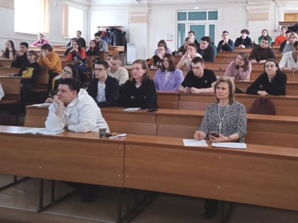 Студенты ИАНТЭ встретились с сотрудником управления наркоконтроля