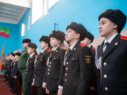 Митрополит Кирилл встретился с учащимися Мензелинской кадетской школы-интерната