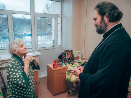 Епископ Мефодий посетил Лениногорский дом-интернат для престарелых и инвалидов