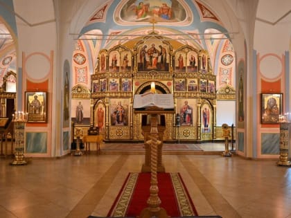 Епископ Мефодий совершил великое повечерие с чтением Великого покаянного канона преподобного Андрея Критского в Казанско-Богородицком монастыре