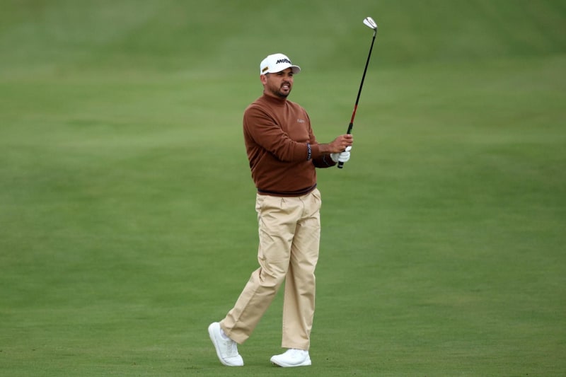 Jason Day Playing Avoda “Curved Face” Irons At Black Desert.