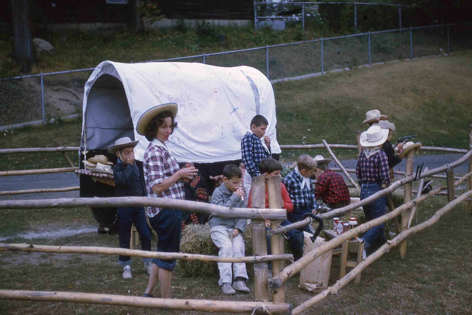Cub Outing A Cub Scouts outing at Reynolds Field in 1964 – reynoldsfield.com