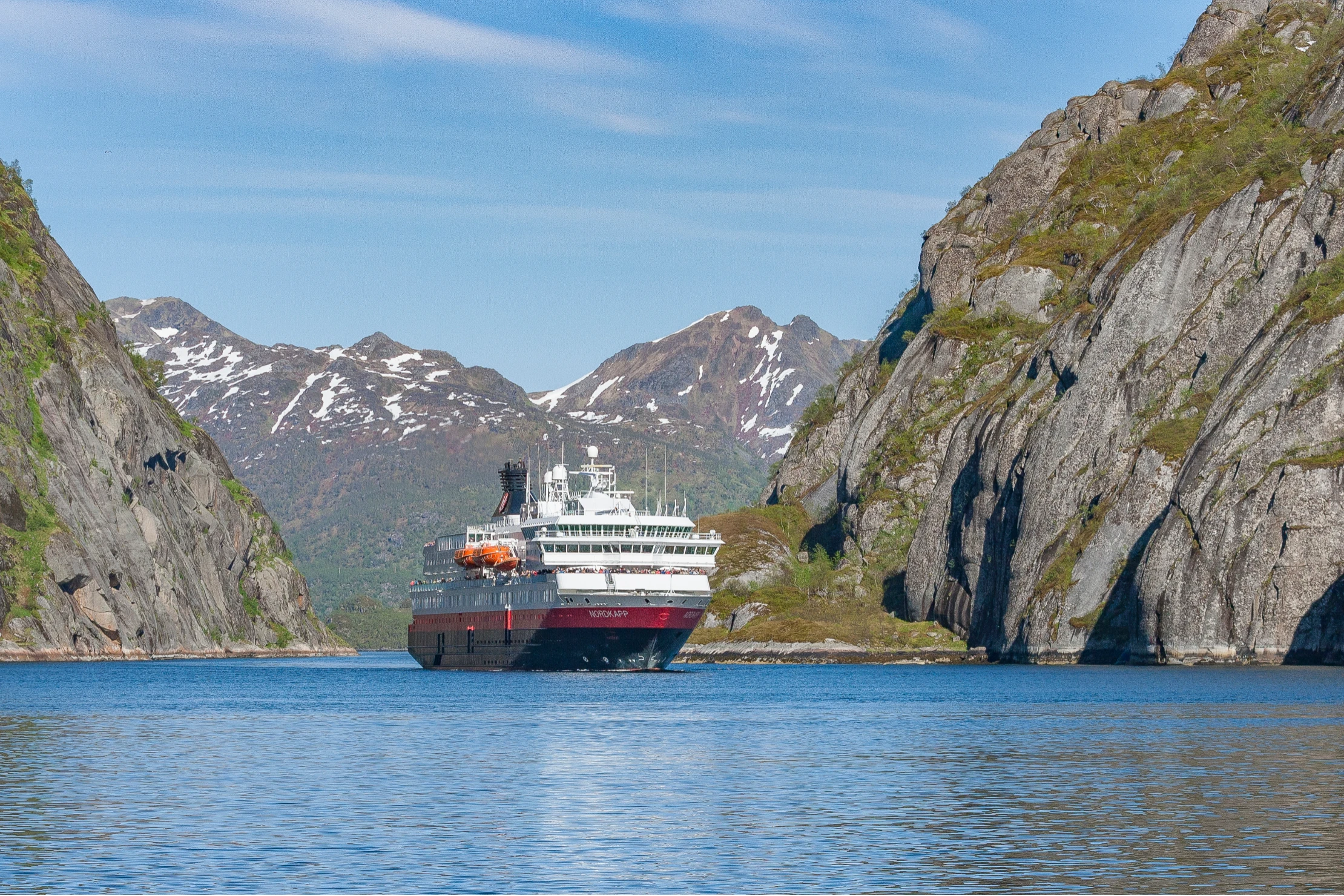 Crucero por el Trollfjord (opcional)