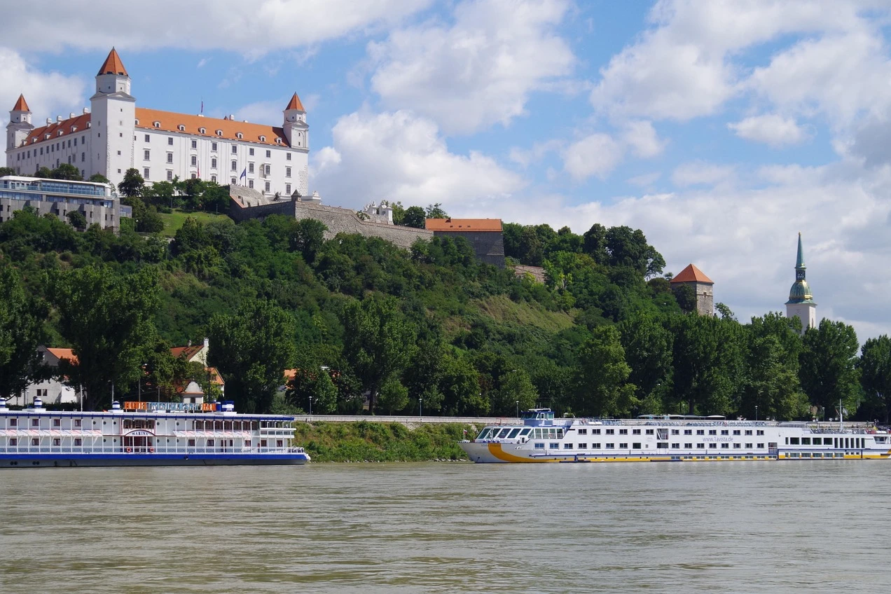 Visita Bratislava (opcional)